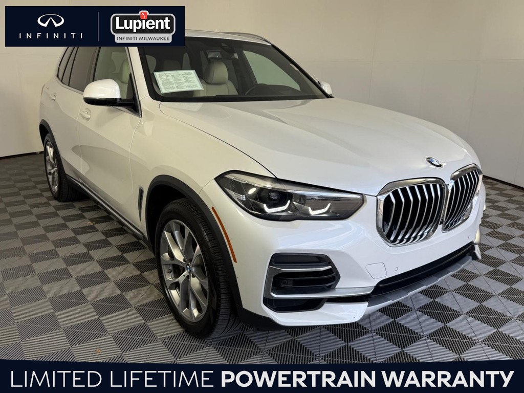 BMW X5 Vehicle Full-screen Gallery Image 01