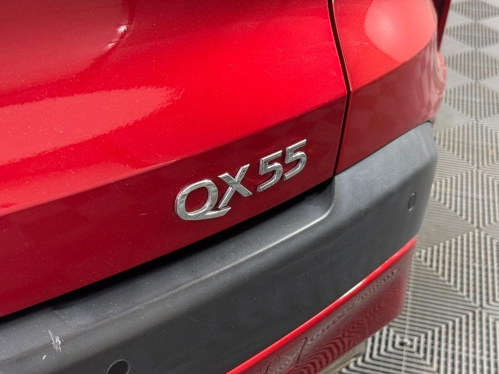 INFINITI QX55 Vehicle Full-screen Gallery Image 06