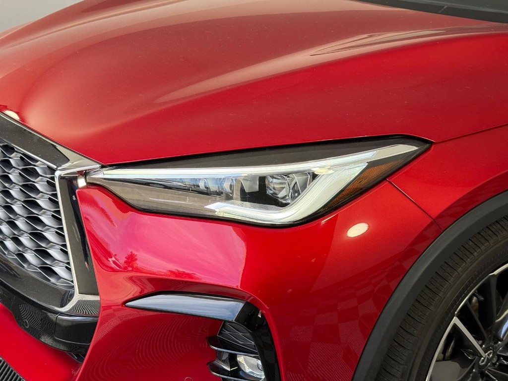 INFINITI QX55 Vehicle Full-screen Gallery Image 12