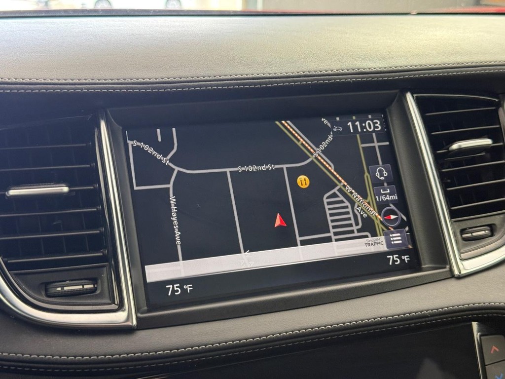 INFINITI QX55 Vehicle Full-screen Gallery Image 22