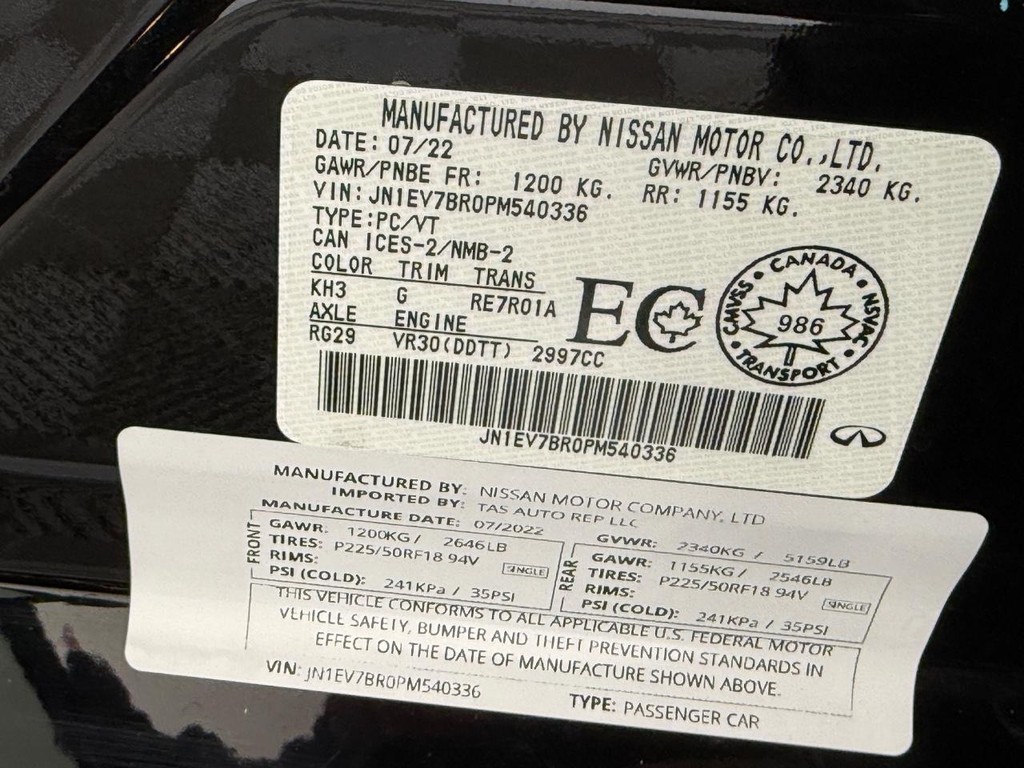 INFINITI Q50 Vehicle Full-screen Gallery Image 28