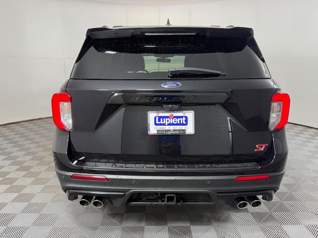 Ford Explorer Vehicle Full-screen Gallery Image 04