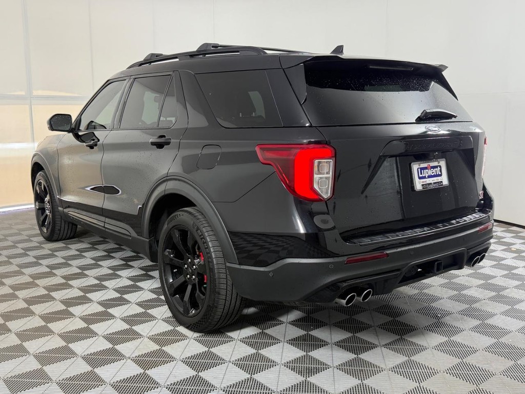 Ford Explorer Vehicle Full-screen Gallery Image 07