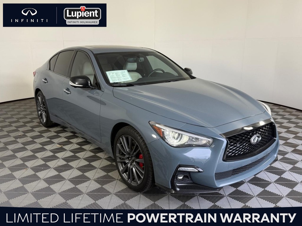 INFINITI Q50 Vehicle Full-screen Gallery Image 01