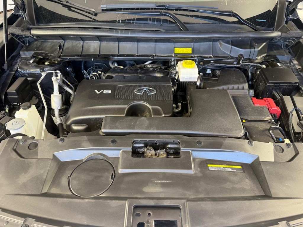 INFINITI QX60 Vehicle Full-screen Gallery Image 11