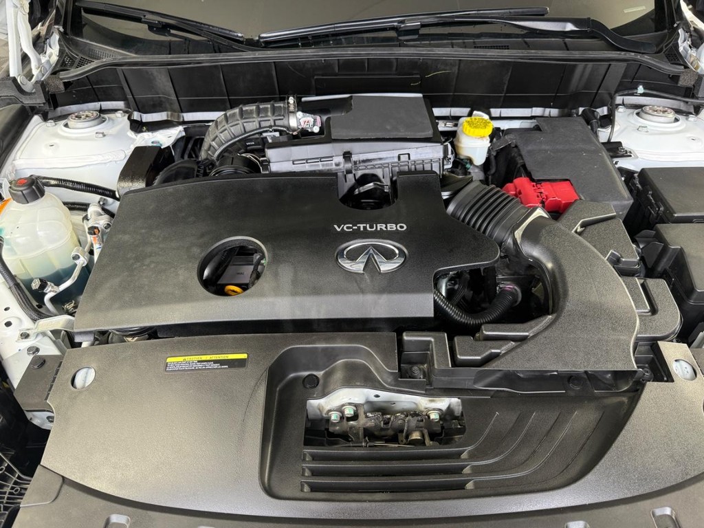 INFINITI QX50 Vehicle Full-screen Gallery Image 11