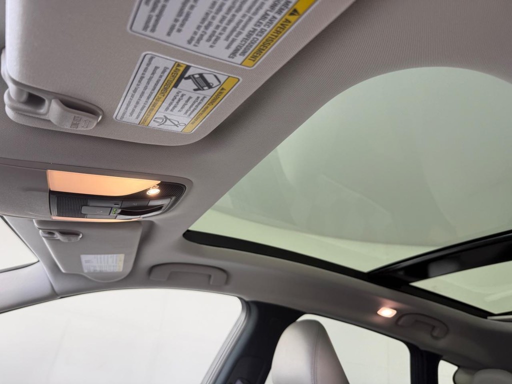 INFINITI QX50 Vehicle Full-screen Gallery Image 14