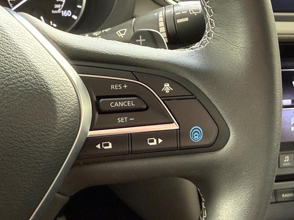 INFINITI QX50 Vehicle Full-screen Gallery Image 25