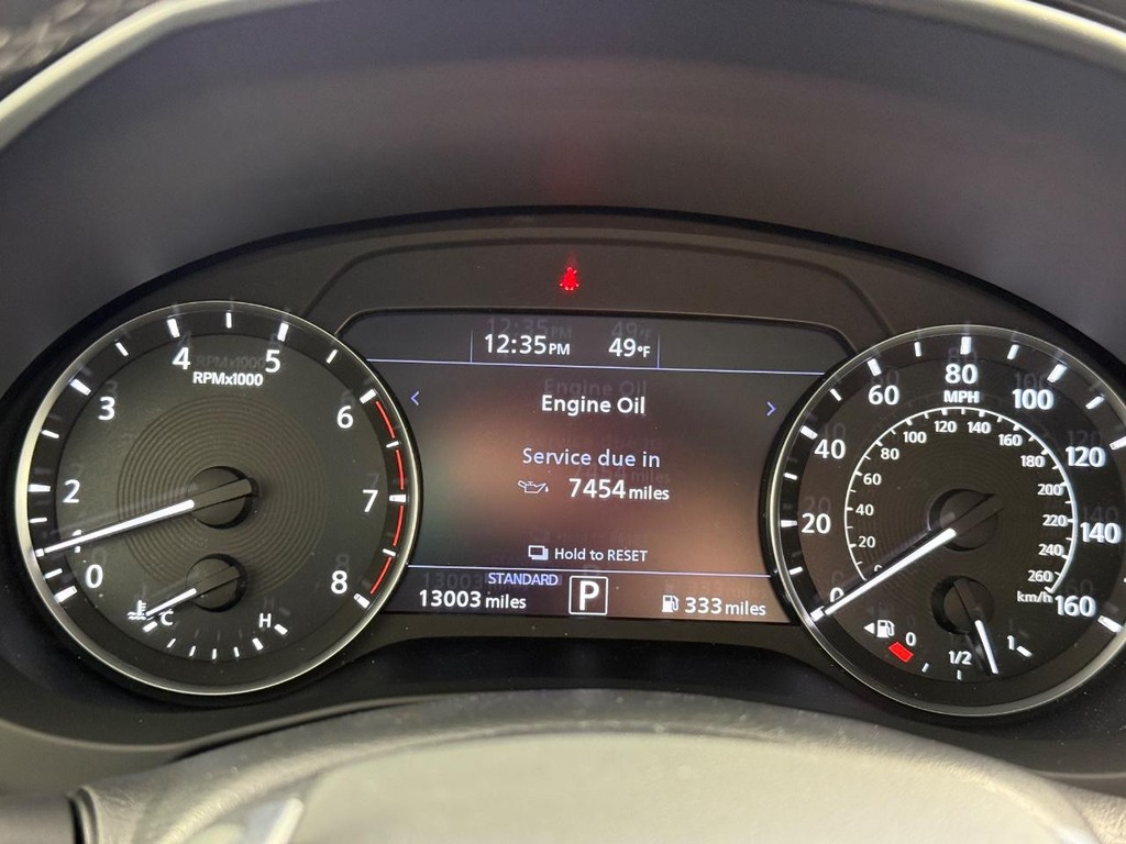 INFINITI QX50 Vehicle Full-screen Gallery Image 26