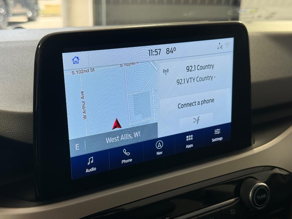 Ford Escape Vehicle Full-screen Gallery Image 20