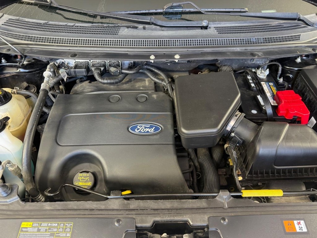 Ford Edge Vehicle Full-screen Gallery Image 11