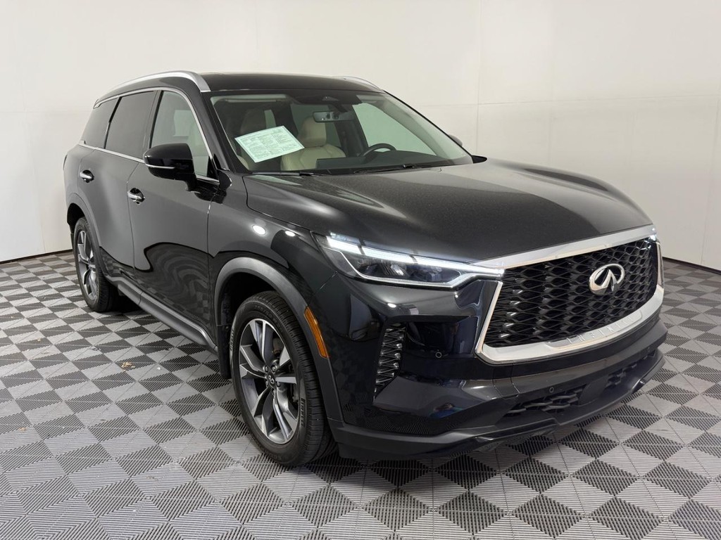 INFINITI QX60 Vehicle Full-screen Gallery Image 01