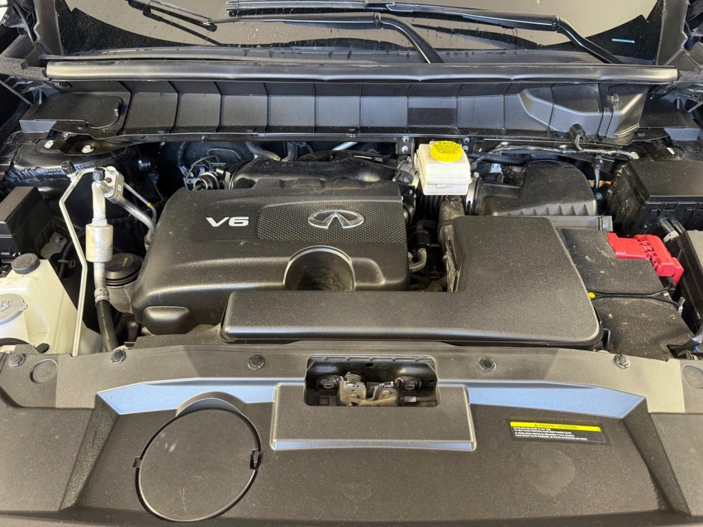 INFINITI QX60 Vehicle Full-screen Gallery Image 11
