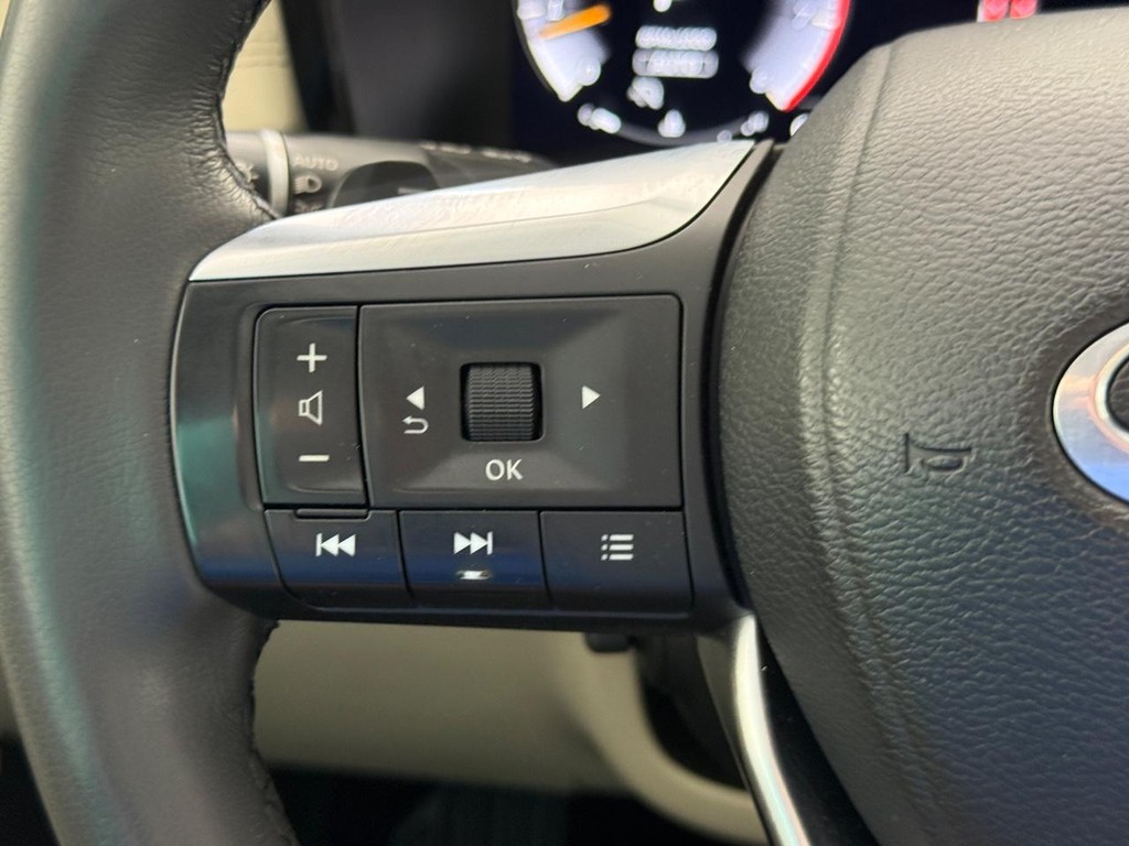 INFINITI QX60 Vehicle Full-screen Gallery Image 22
