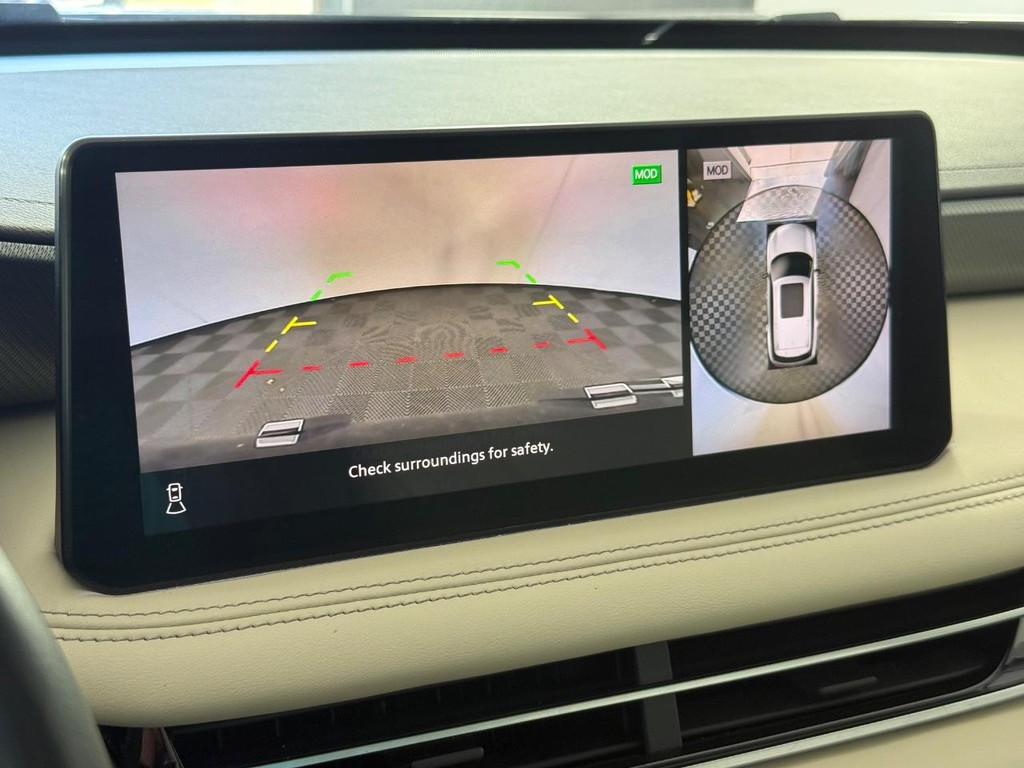 INFINITI QX60 Vehicle Full-screen Gallery Image 26