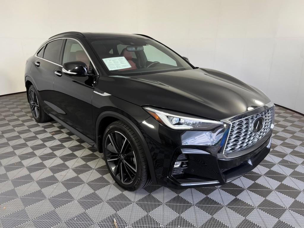 INFINITI QX55 Vehicle Full-screen Gallery Image 01