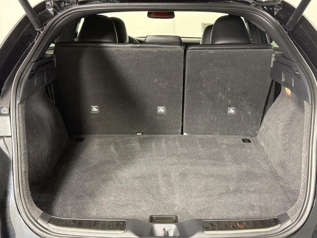 INFINITI QX55 Vehicle Full-screen Gallery Image 07