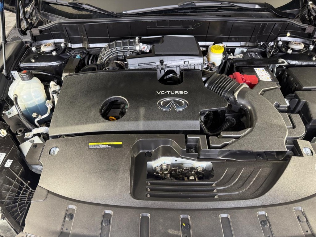 INFINITI QX55 Vehicle Full-screen Gallery Image 12