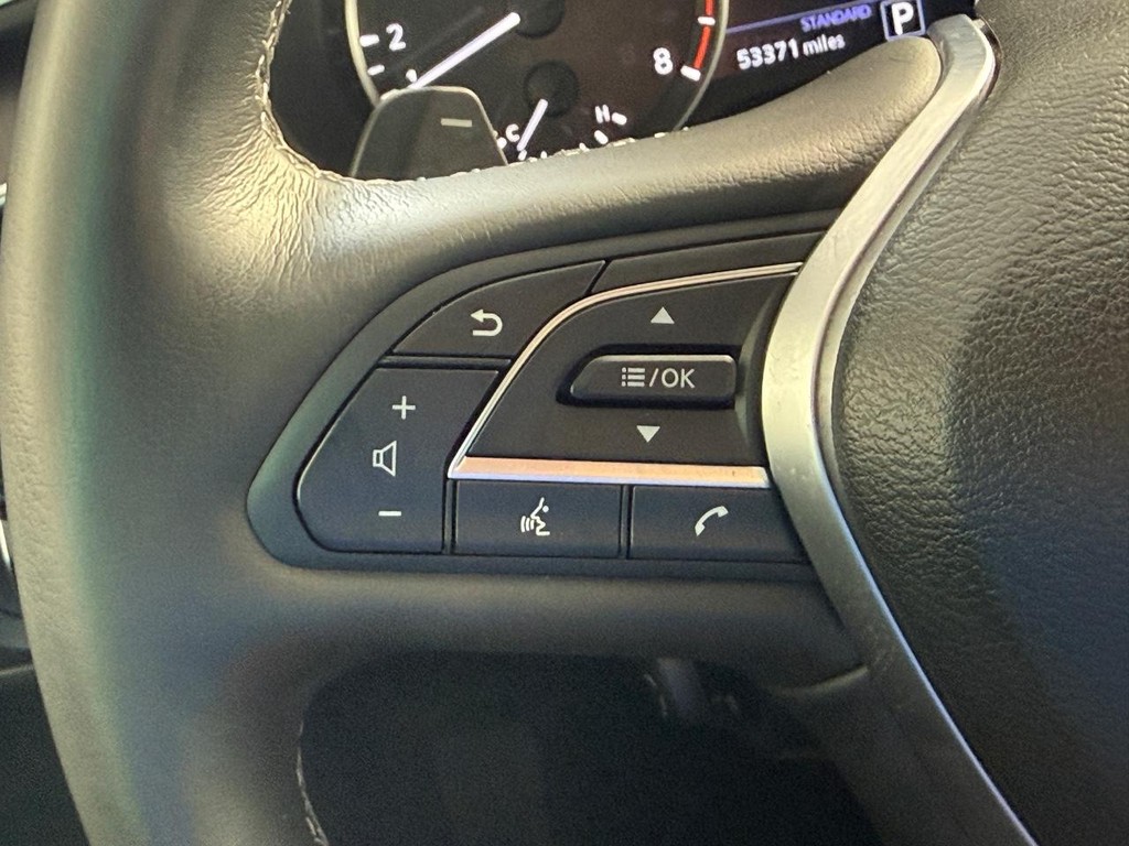 INFINITI QX55 Vehicle Full-screen Gallery Image 21