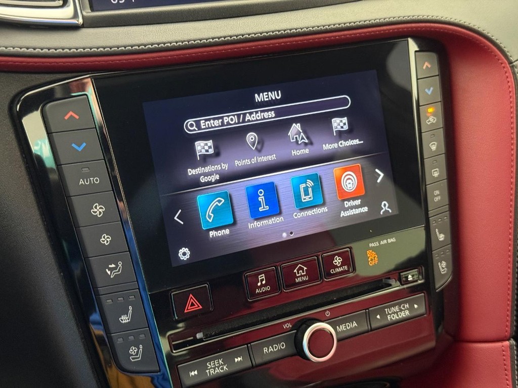 INFINITI QX55 Vehicle Full-screen Gallery Image 25