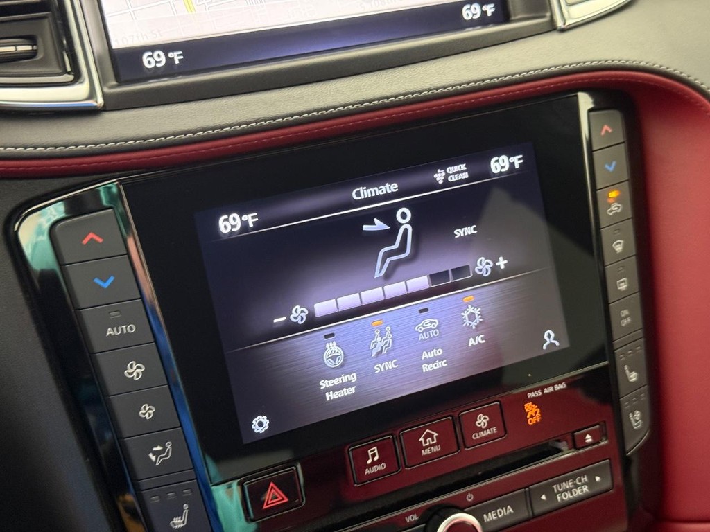 INFINITI QX55 Vehicle Full-screen Gallery Image 26