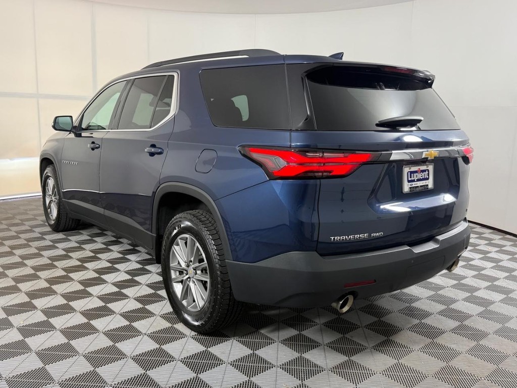 Chevrolet Traverse Vehicle Full-screen Gallery Image 07