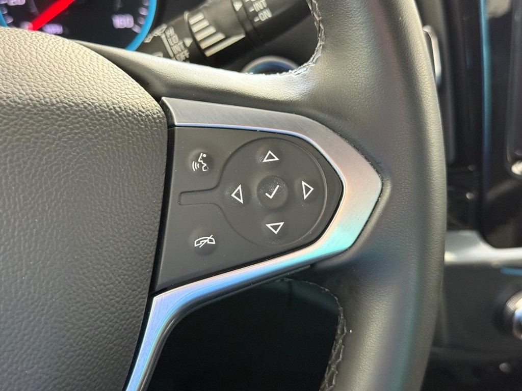 Chevrolet Traverse Vehicle Full-screen Gallery Image 21