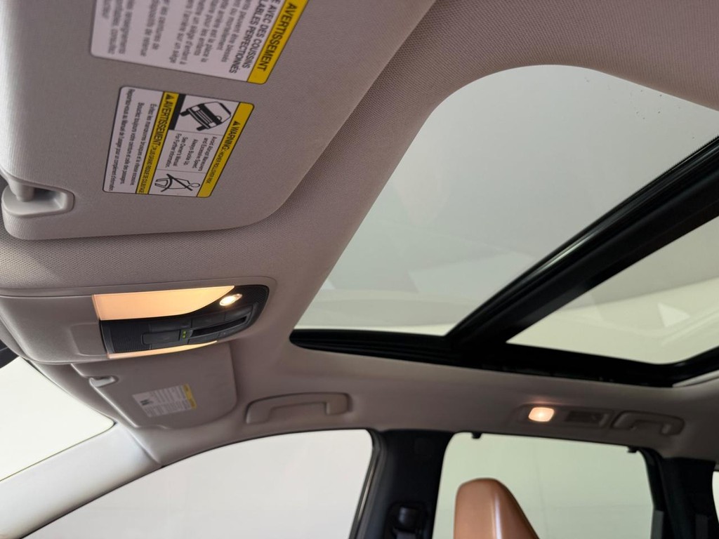 INFINITI QX60 Vehicle Full-screen Gallery Image 13