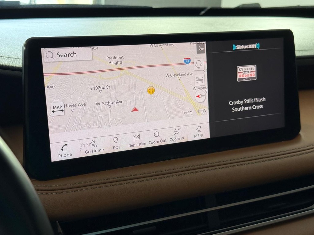 INFINITI QX60 Vehicle Full-screen Gallery Image 24