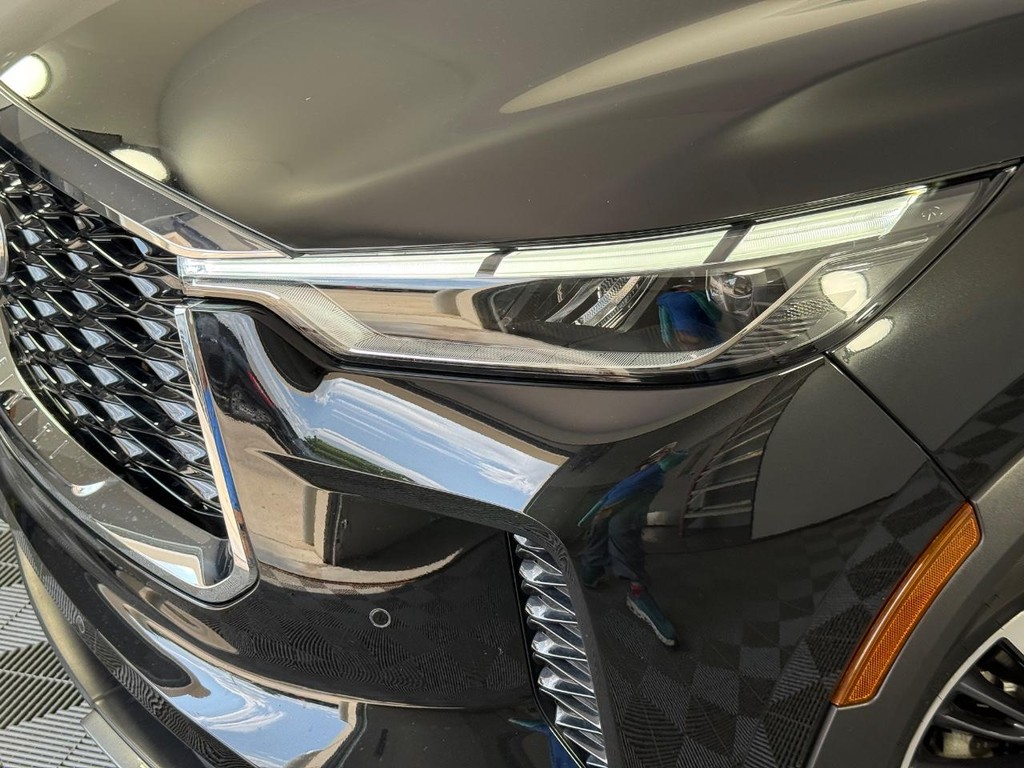 INFINITI QX60 Vehicle Full-screen Gallery Image 29