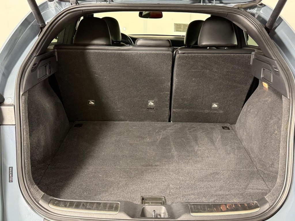 INFINITI QX55 Vehicle Full-screen Gallery Image 07