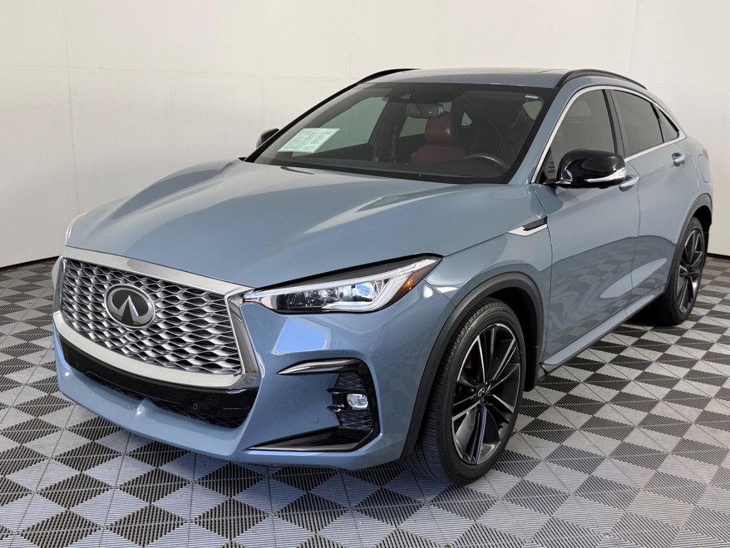 INFINITI QX55 Vehicle Full-screen Gallery Image 09