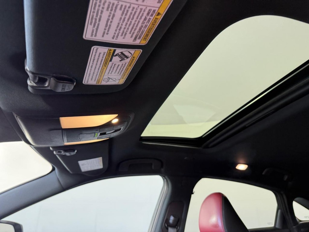 INFINITI QX55 Vehicle Full-screen Gallery Image 14