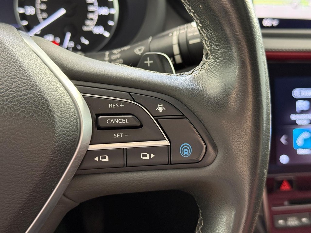 INFINITI QX55 Vehicle Full-screen Gallery Image 21