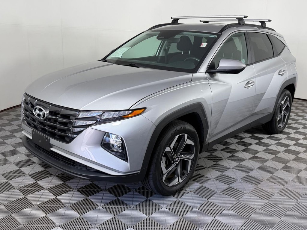 Hyundai Tucson Plug-In Hybrid Vehicle Full-screen Gallery Image 09