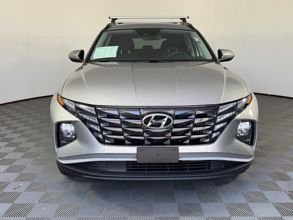 Hyundai Tucson Plug-In Hybrid Vehicle Full-screen Gallery Image 10