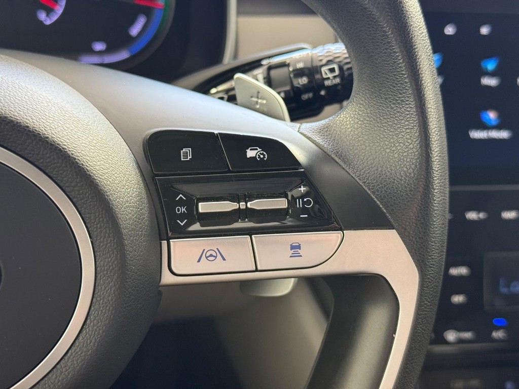 Hyundai Tucson Plug-In Hybrid Vehicle Full-screen Gallery Image 21