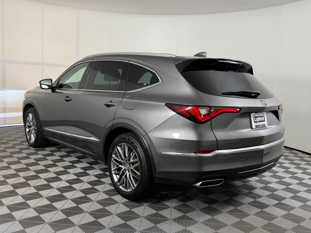 Acura MDX Vehicle Full-screen Gallery Image 08