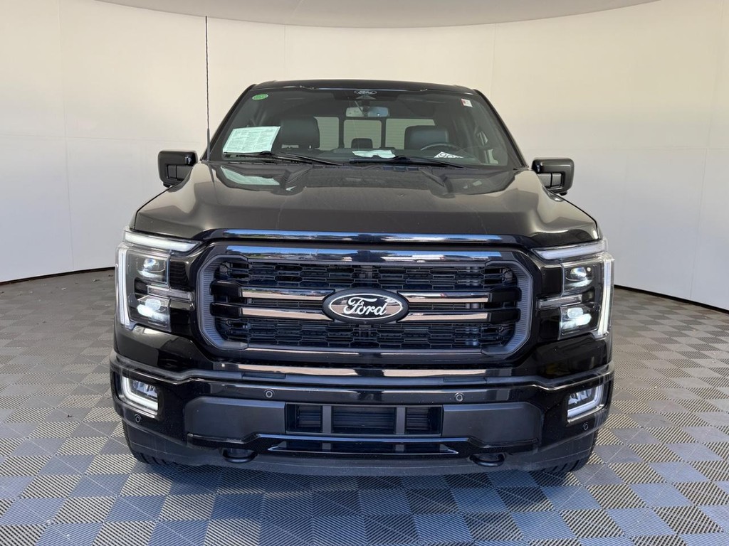 Ford F-150 Vehicle Full-screen Gallery Image 09