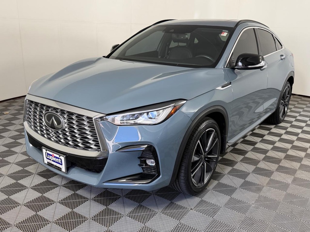 INFINITI QX55 Vehicle Full-screen Gallery Image 09