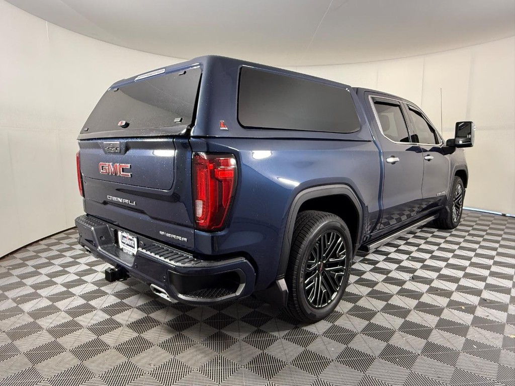 GMC Sierra 1500 Vehicle Full-screen Gallery Image 03