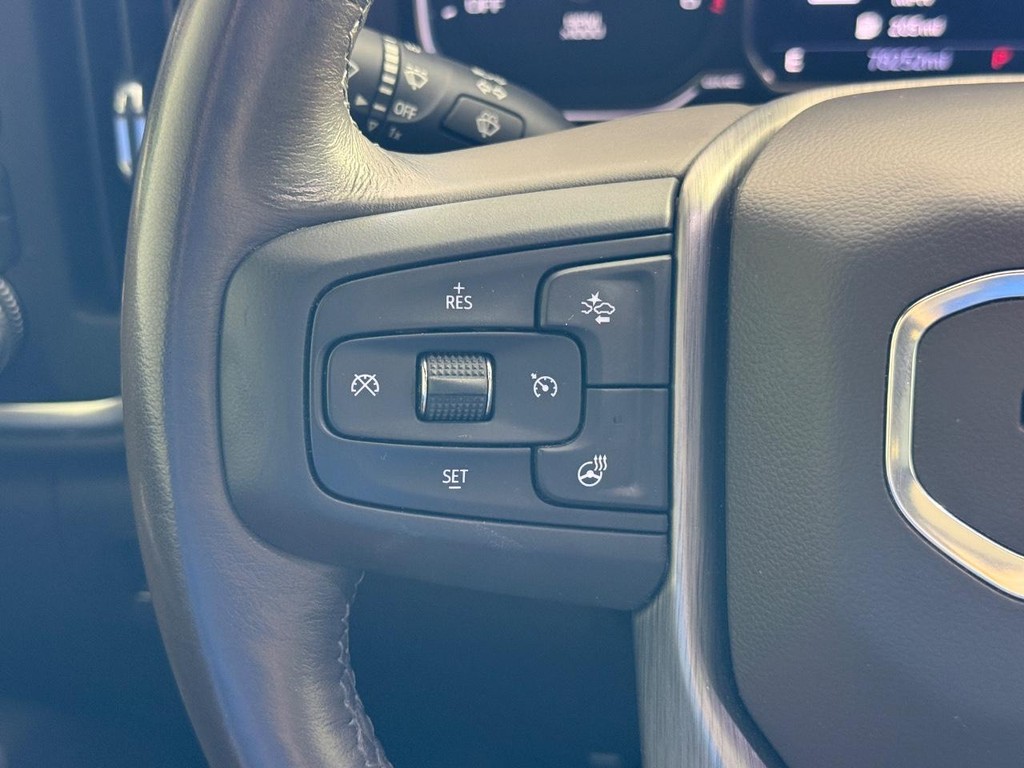 GMC Sierra 1500 Vehicle Full-screen Gallery Image 20