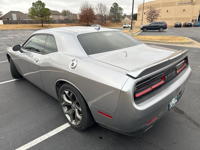 more details - dodge challenger