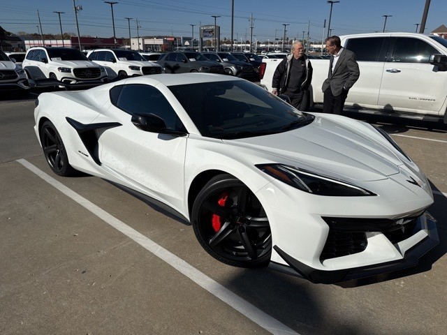 more details - chevrolet corvette