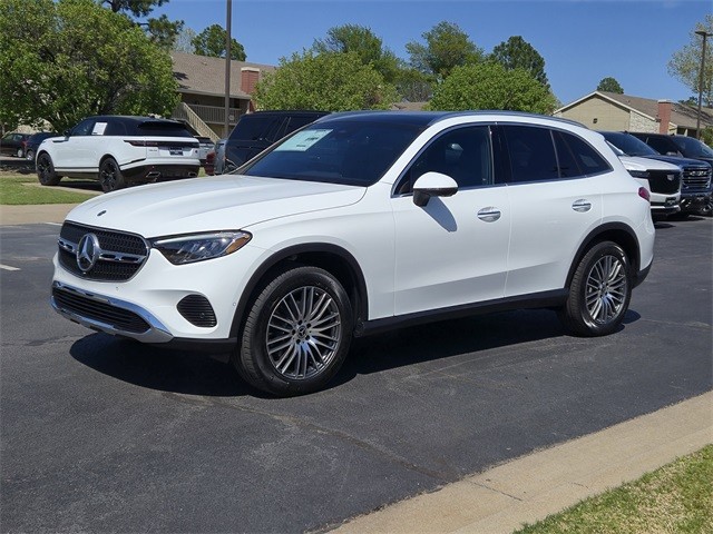 more details - mercedes-benz glc