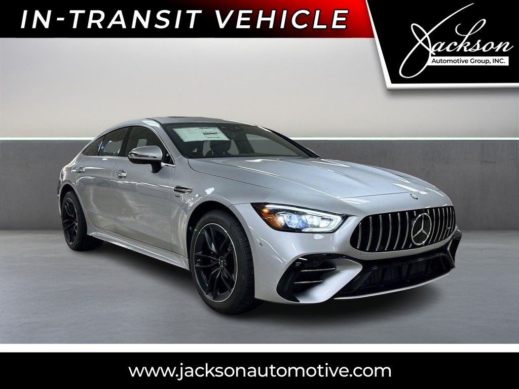 Mercedes-Benz AMG GT Vehicle Full-screen Gallery Image 01