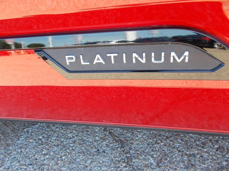 2024 Toyota Sequoia Platinum photo
