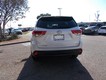 2018 Toyota Highlander LE thumbnail image 04