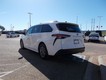 2022 Toyota Sienna LE thumbnail image 03