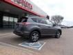 2018 Toyota RAV4 LE thumbnail image 05